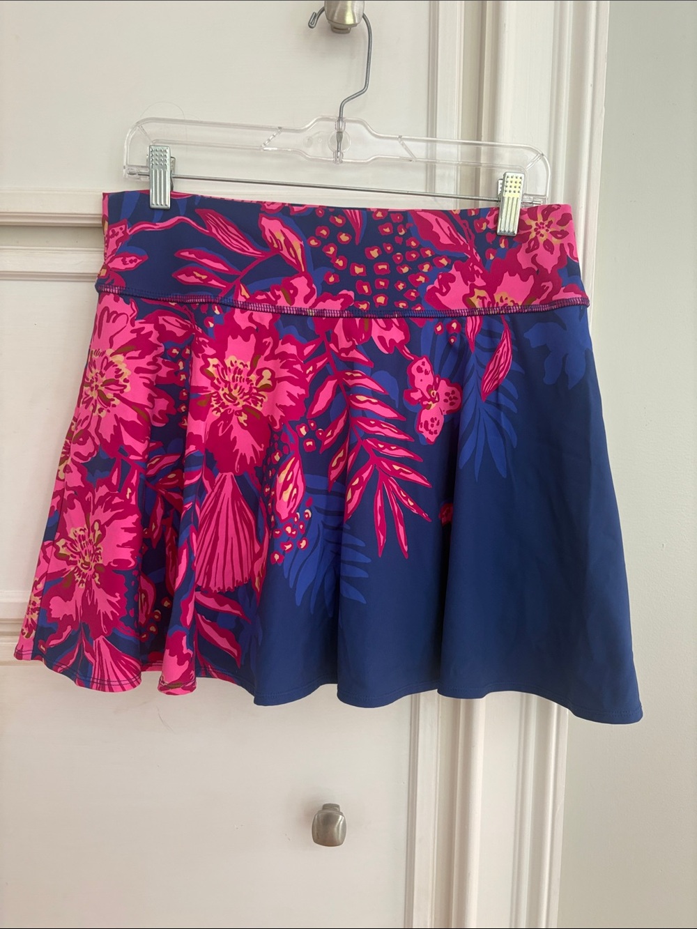 Lilly Pulitzer Luxletic Navy & Hot Pink Floral Skort Size Large